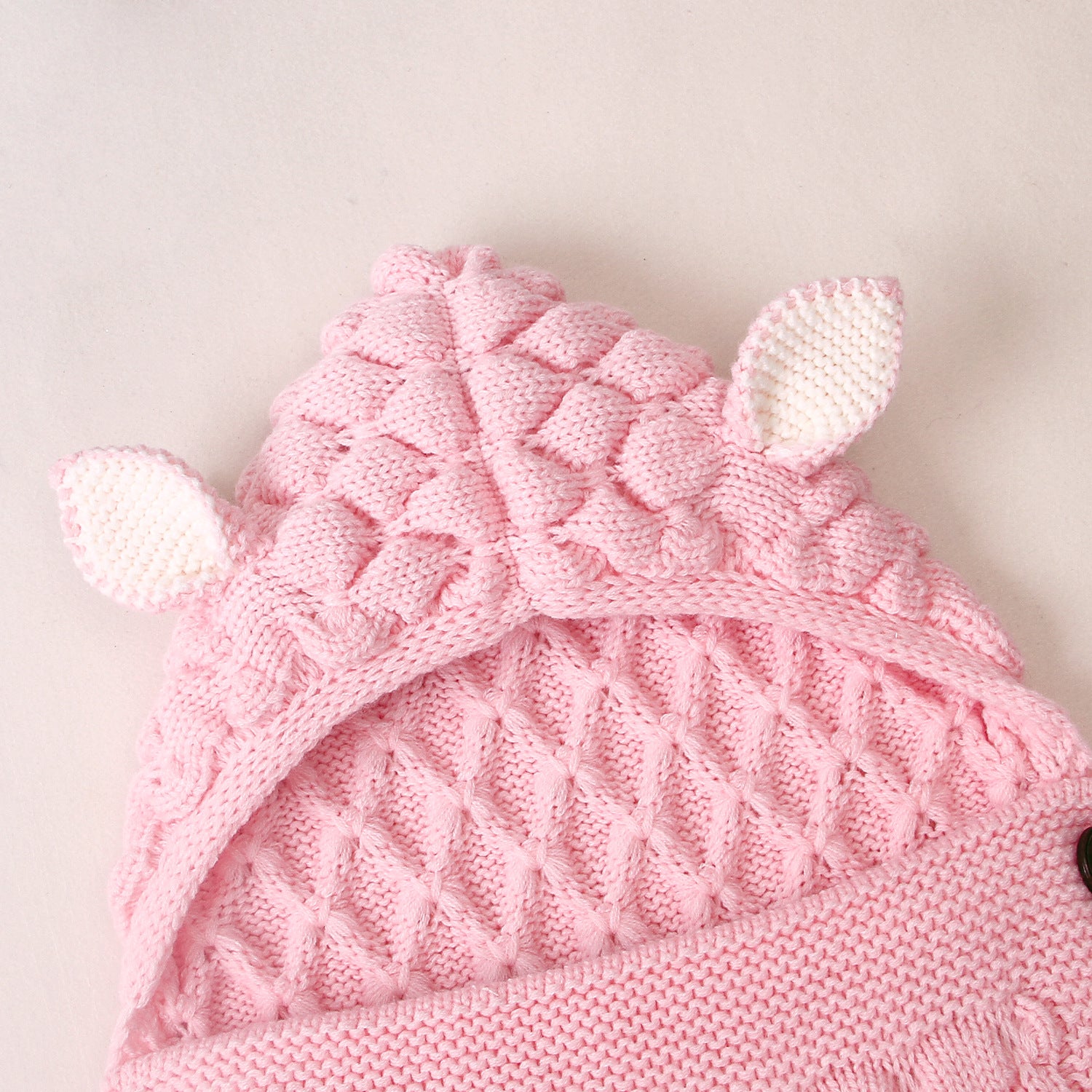 Cute shape solid color newborn anti-kick quilt