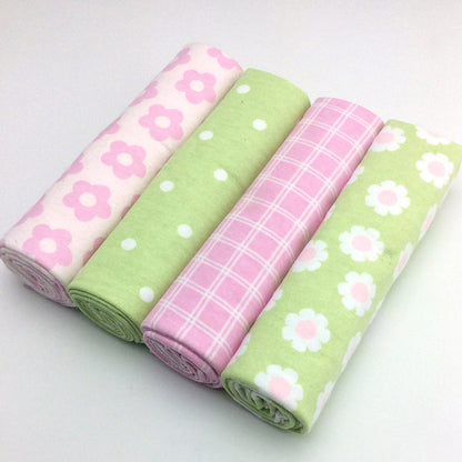 4 pieces of baby sheets